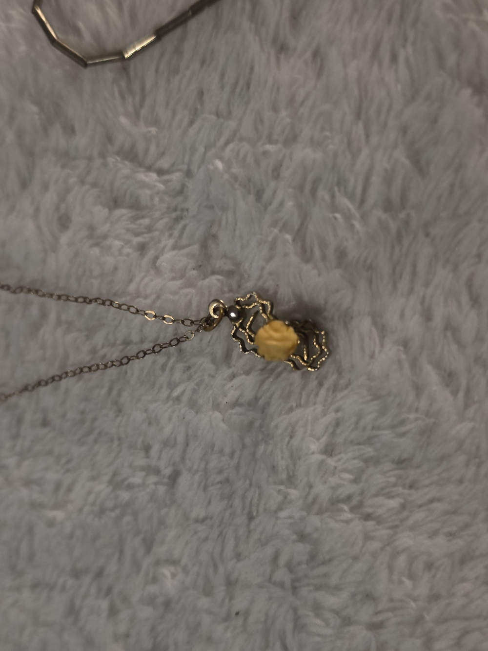 Silver-Tone Purple Pendant Necklace - Unbranded - Picture 2 of 14